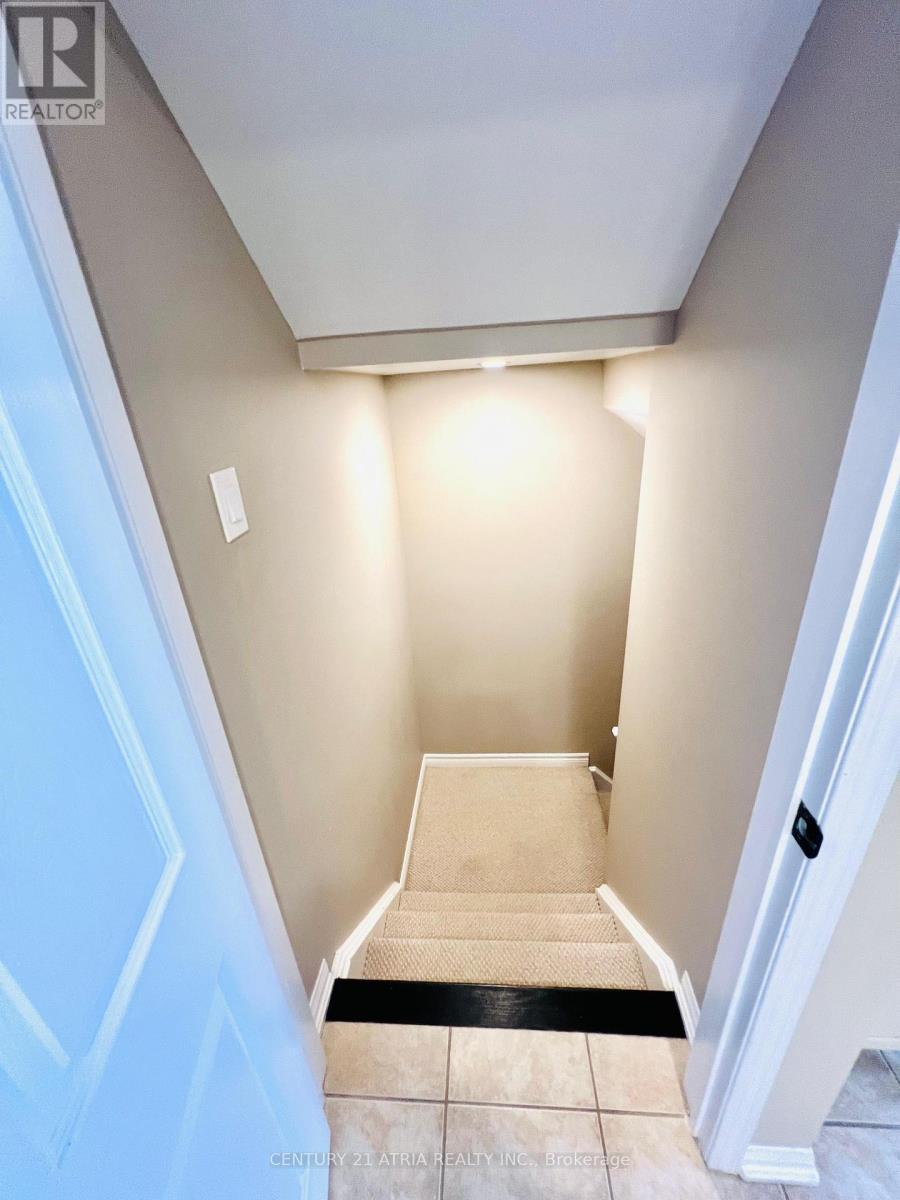 19 Bird Street, Barrie, Ontario  L4N 0X4 - Photo 11 - S12531862