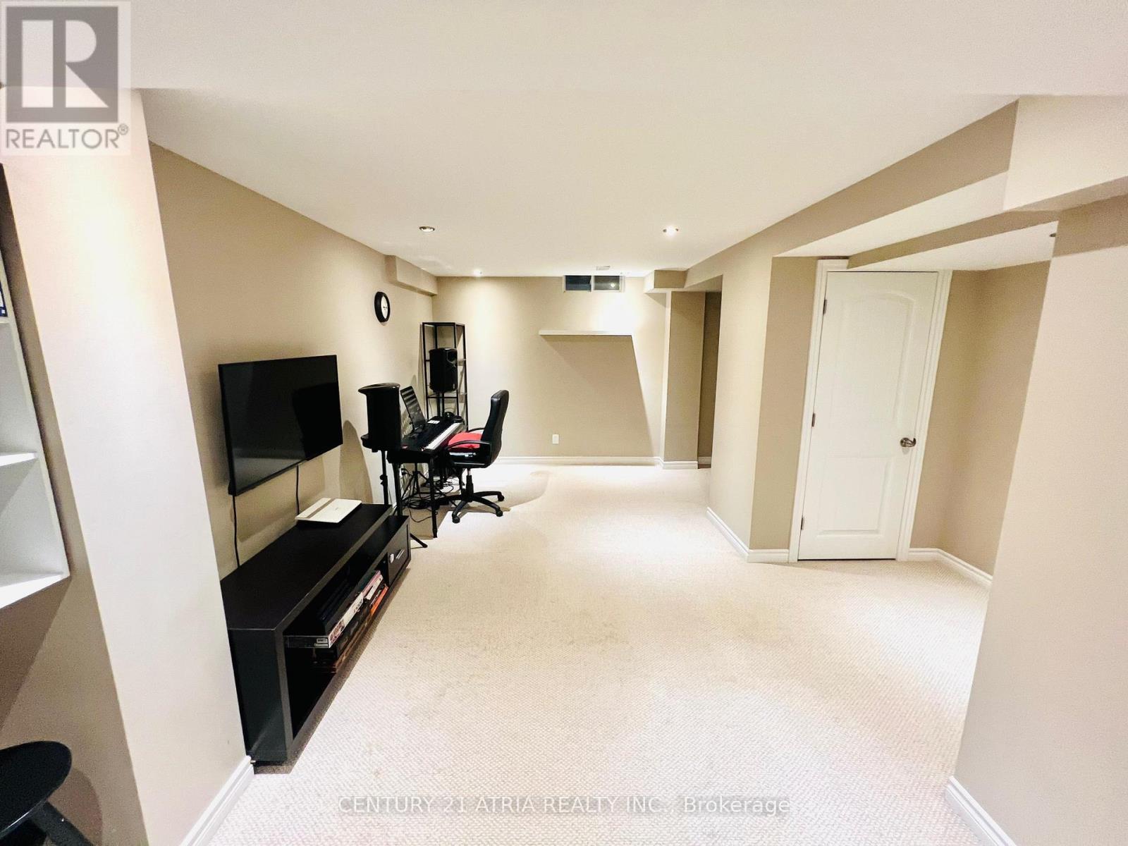 19 Bird Street, Barrie, Ontario  L4N 0X4 - Photo 14 - S12531862