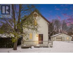 118 TYNDAL STREET, Ottawa, Ontario