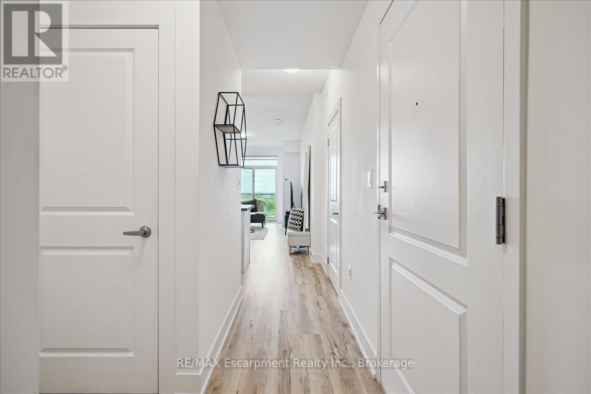 1101 - 450 Dundas Street E, Hamilton, Ontario  L8B 1Z2 - Photo 4 - X12531958