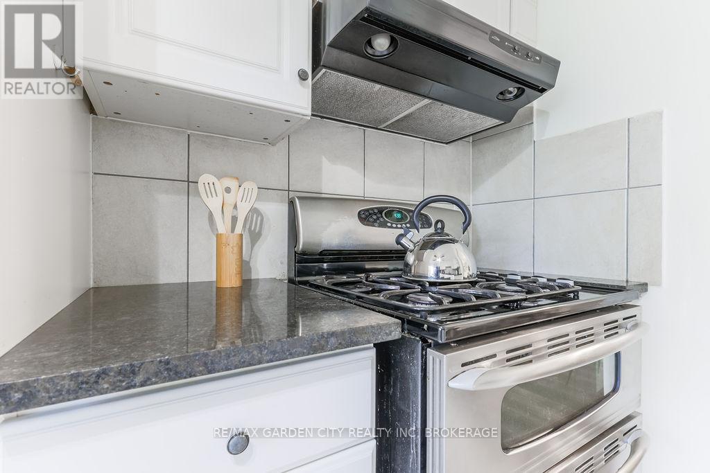 48 Morgan Drive, Haldimand, Ontario  N3W 1H7 - Photo 13 - X12532114