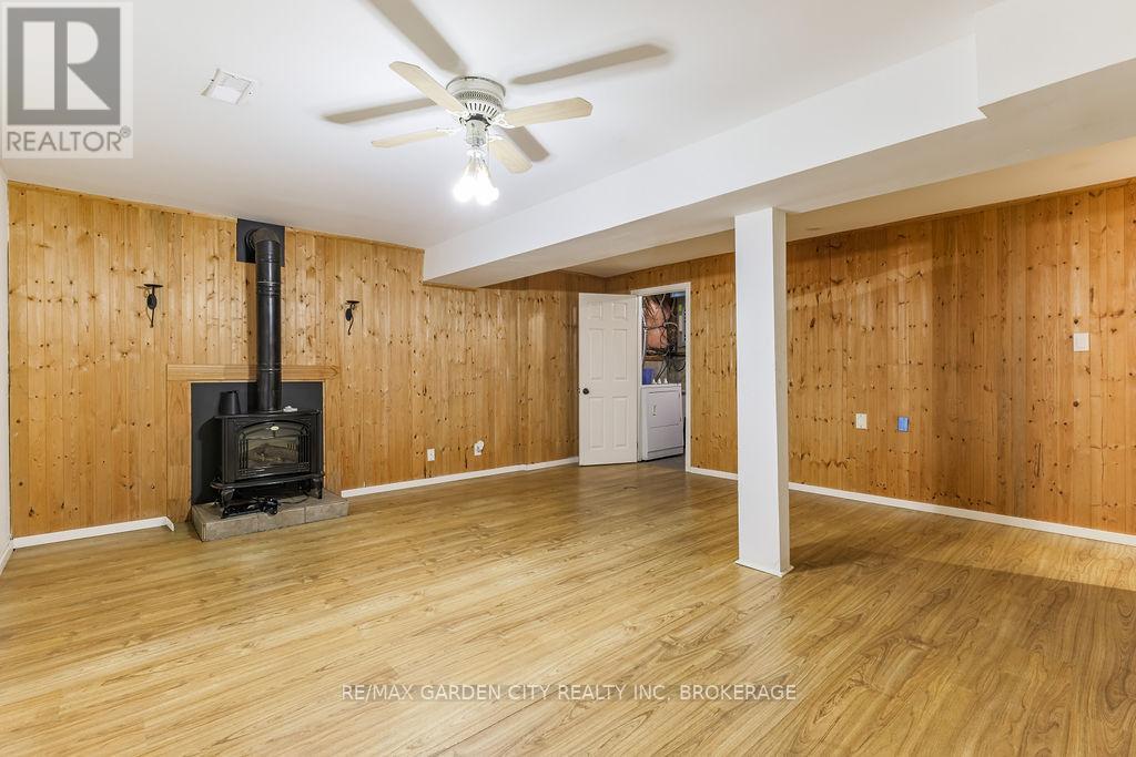 48 Morgan Drive, Haldimand, Ontario  N3W 1H7 - Photo 25 - X12532114