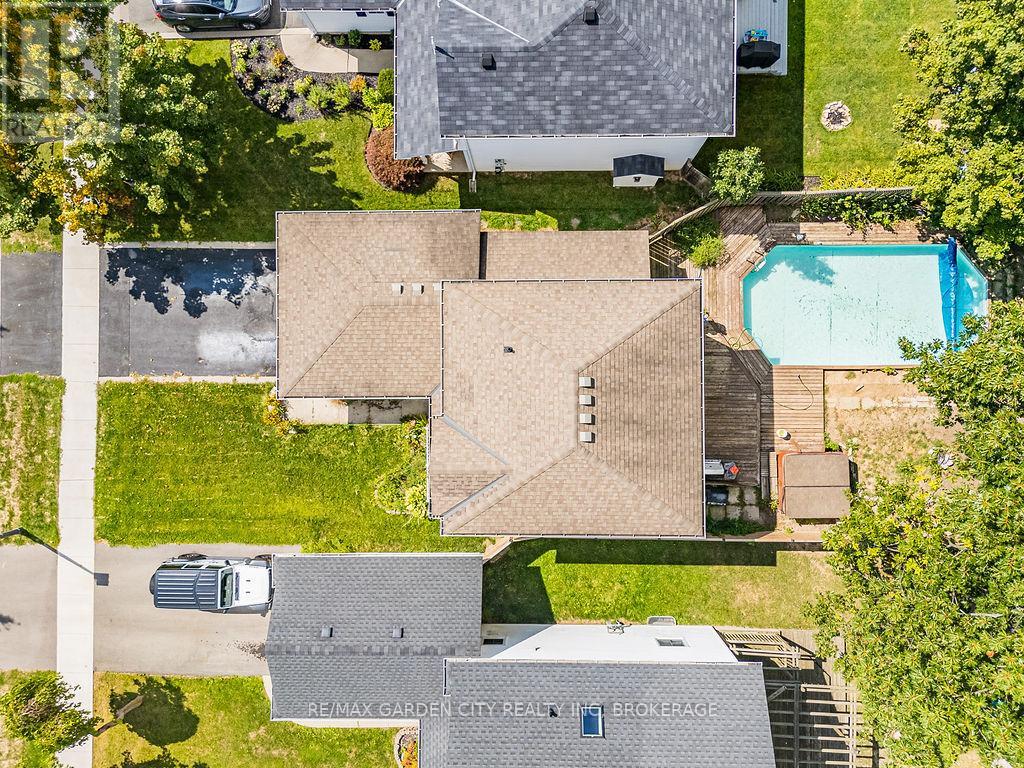 48 Morgan Drive, Haldimand, Ontario  N3W 1H7 - Photo 27 - X12532114