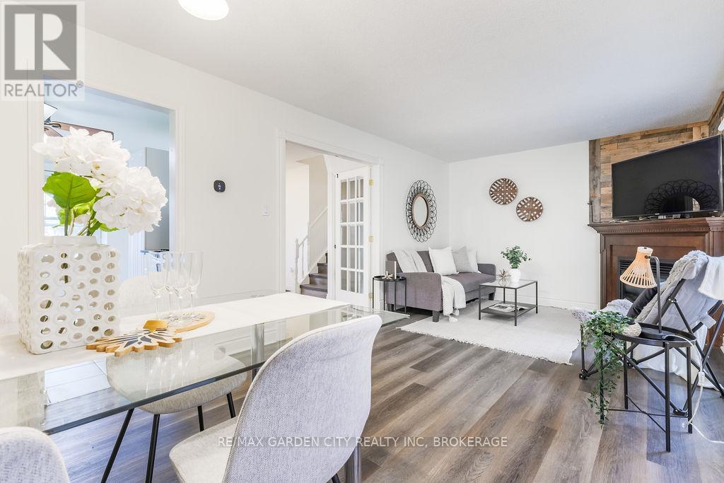 48 Morgan Drive, Haldimand, Ontario  N3W 1H7 - Photo 7 - X12532114