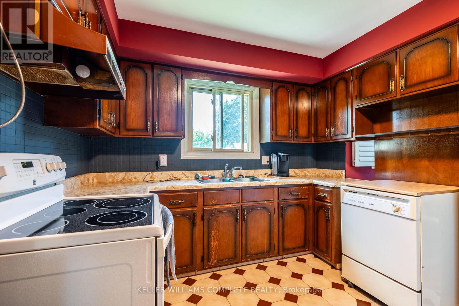 5712 Sunnylea Crescent, Niagara Falls, Ontario  L2G 2R9 - Photo 13 - X12532116