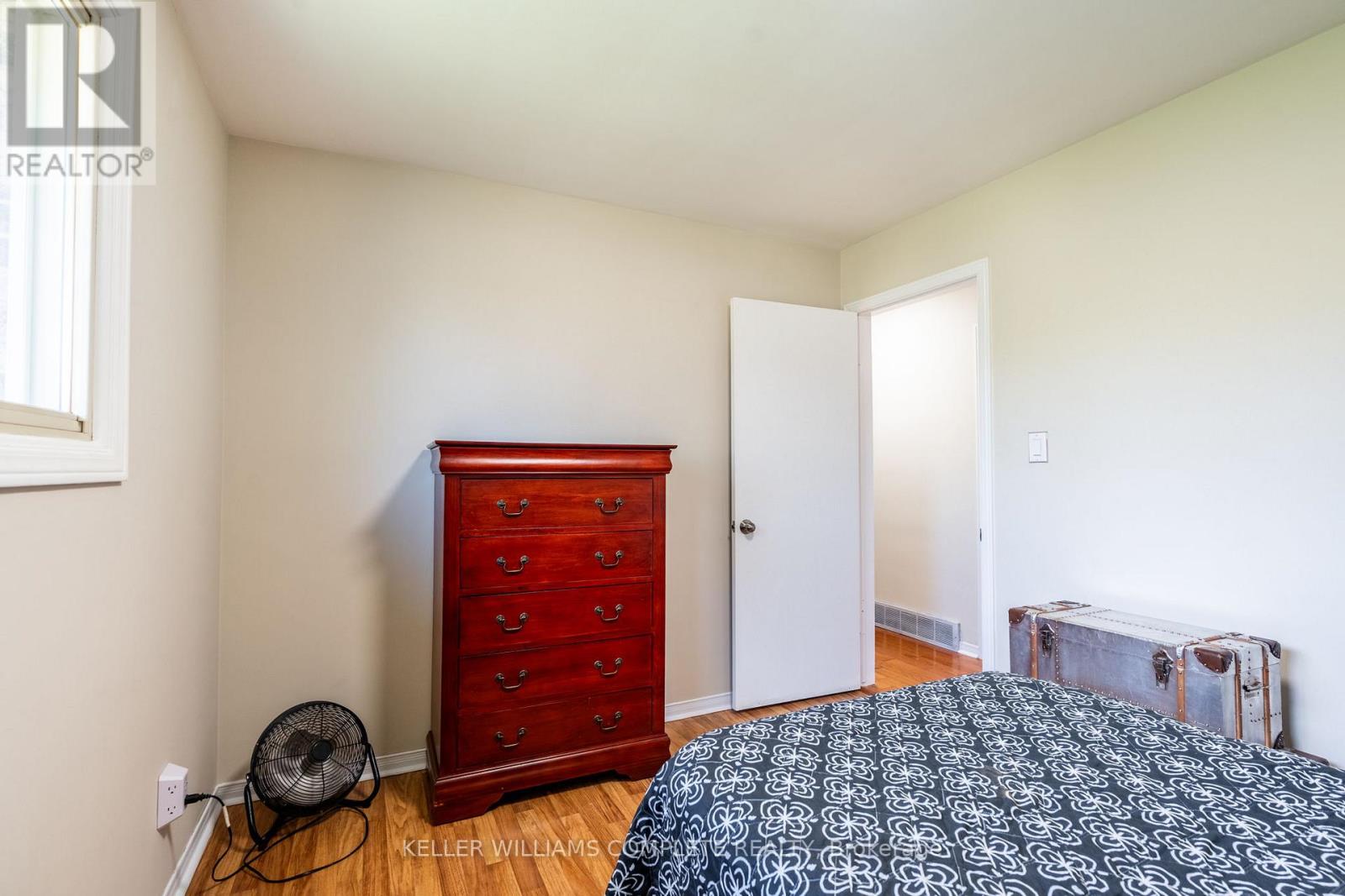 5712 Sunnylea Crescent, Niagara Falls, Ontario  L2G 2R9 - Photo 21 - X12532116