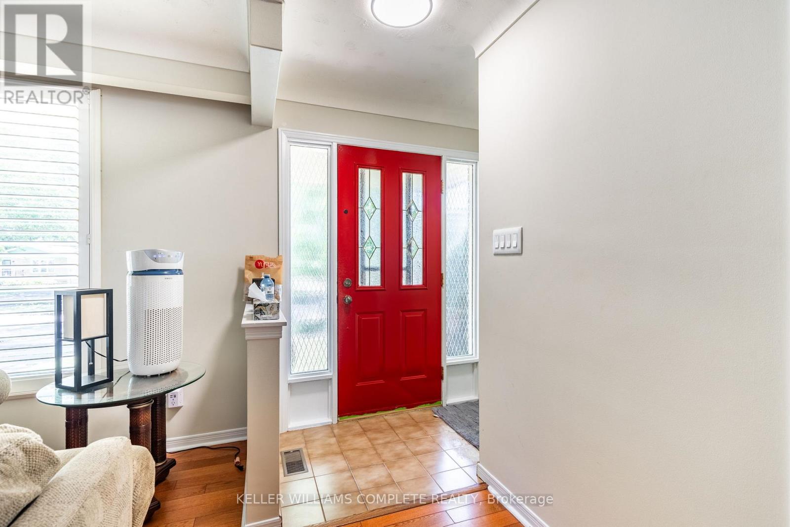 5712 Sunnylea Crescent, Niagara Falls, Ontario  L2G 2R9 - Photo 7 - X12532116