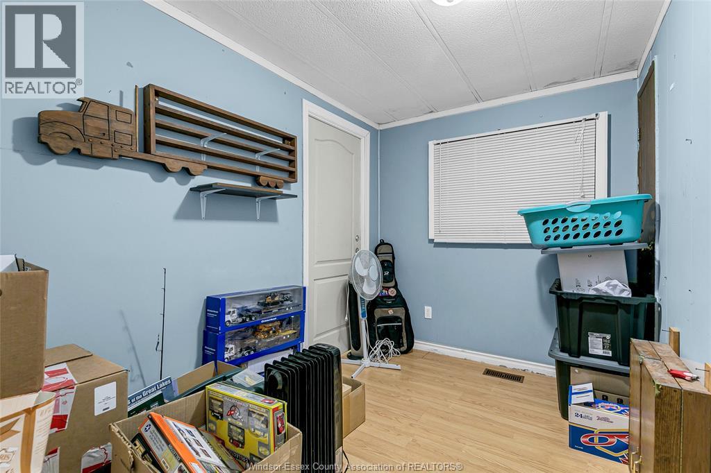 368 Regent, Essex, Ontario  N8M 2Z2 - Photo 11 - 25028533