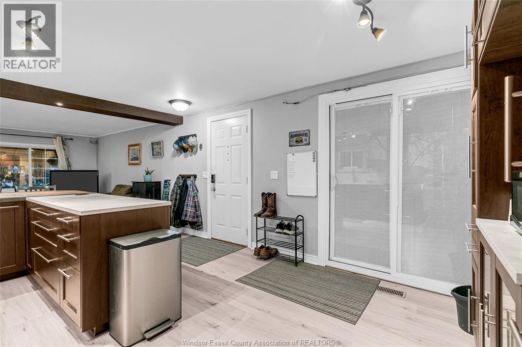 368 Regent, Essex, Ontario  N8M 2Z2 - Photo 9 - 25028533