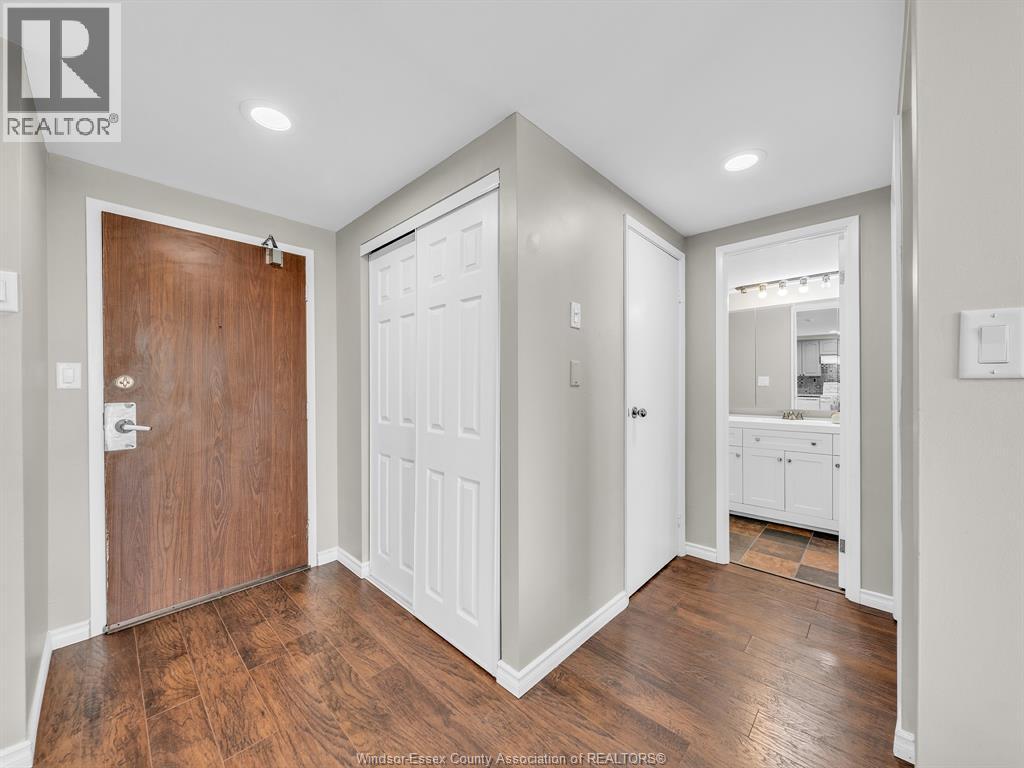 3936 Wyandotte East Unit# 906, Windsor, Ontario  N8Y 4V1 - Photo 6 - 25028532