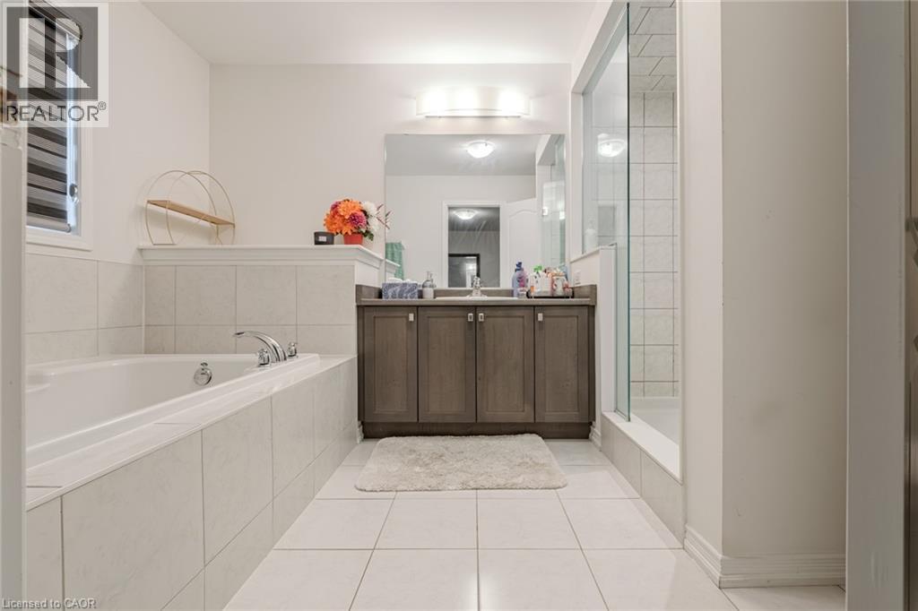 36 Munro Circle, Brantford, Ontario  N3T 0R3 - Photo 24 - 40782152