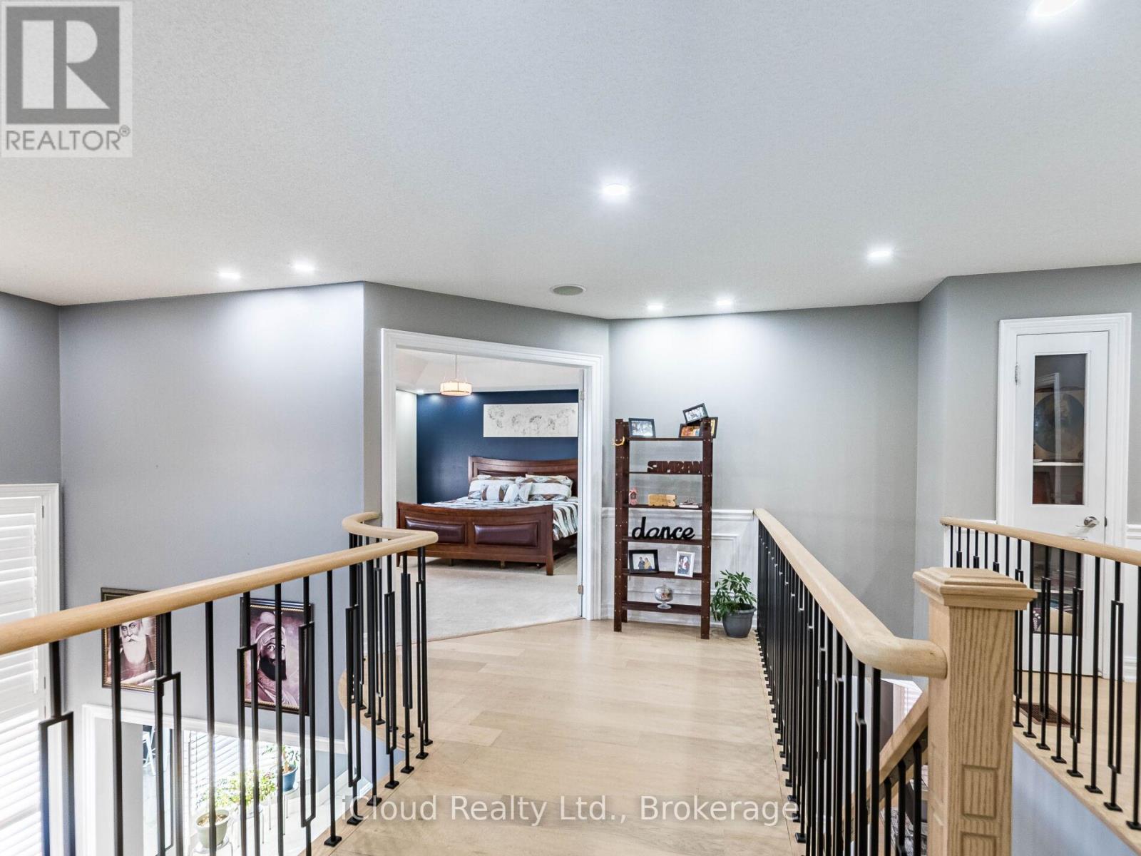 15 Sea Lion Road, Brampton, Ontario  L6V 4P8 - Photo 11 - W12531864