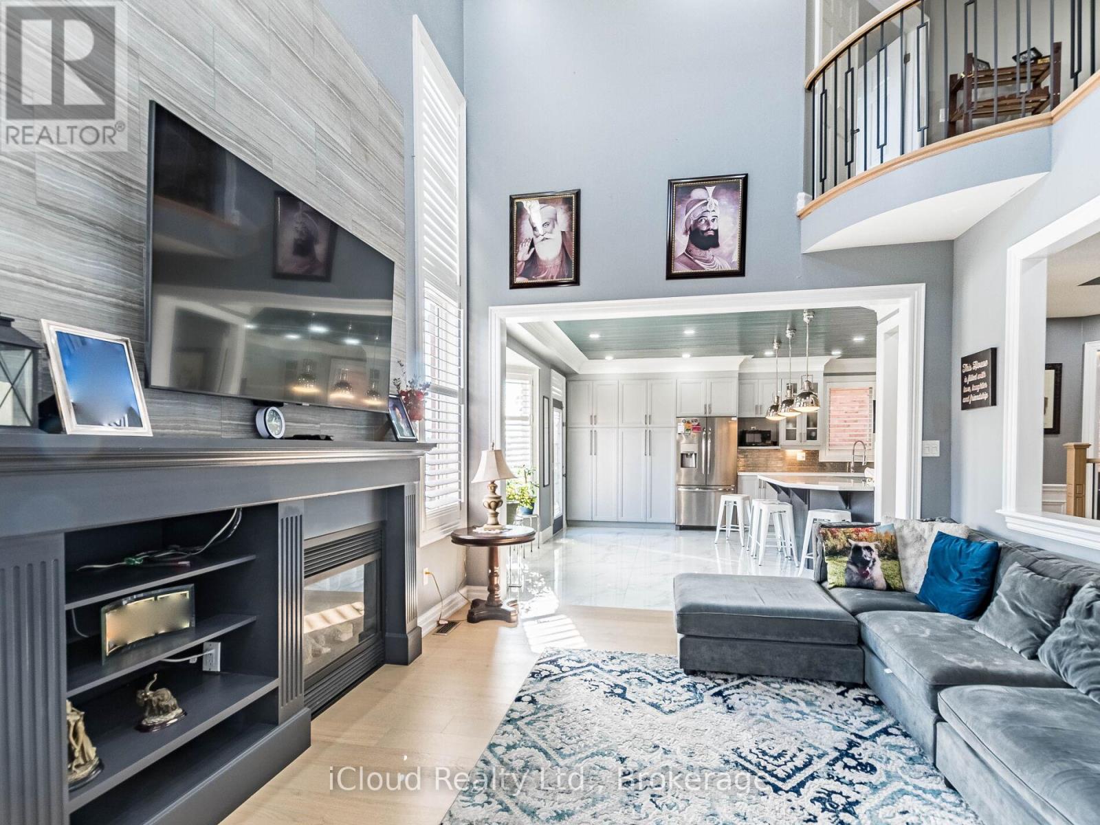 15 Sea Lion Road, Brampton, Ontario  L6V 4P8 - Photo 8 - W12531864