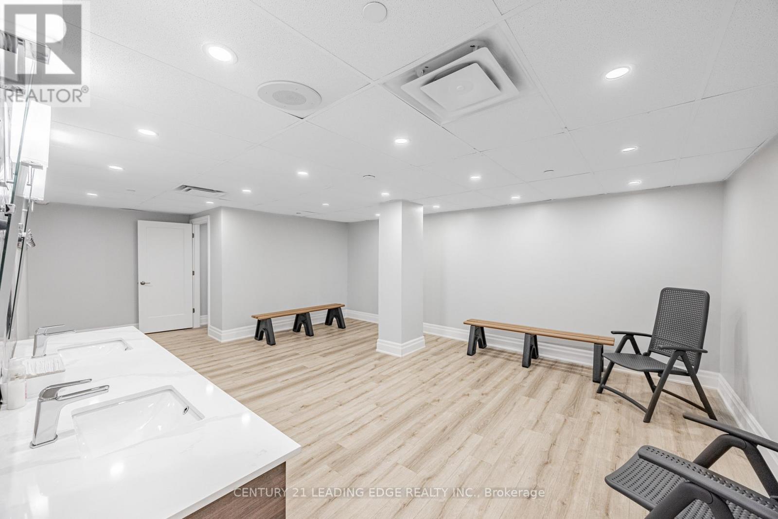 401 - 310 Mill Street S, Brampton, Ontario  L6Y 3B1 - Photo 23 - W12531868