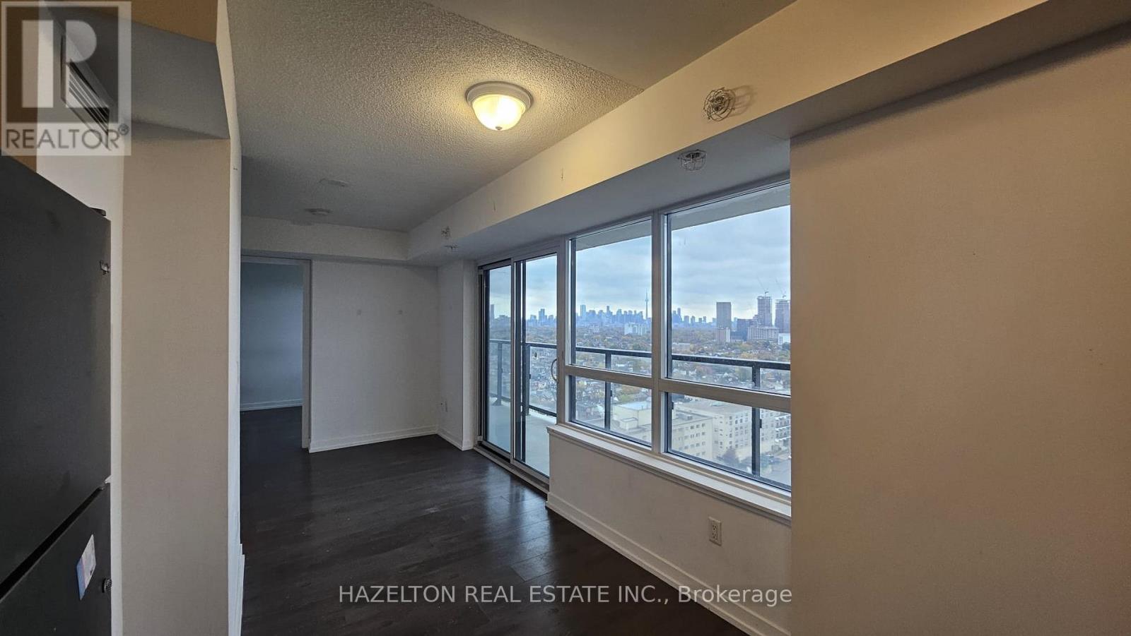 2203 - 1420 Dupont Street, Toronto, Ontario  M6H 0C2 - Photo 5 - W12531872