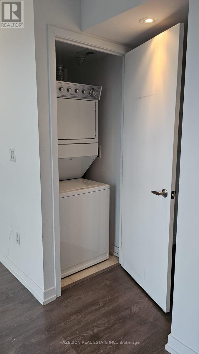 2203 - 1420 Dupont Street, Toronto, Ontario  M6H 0C2 - Photo 7 - W12531872