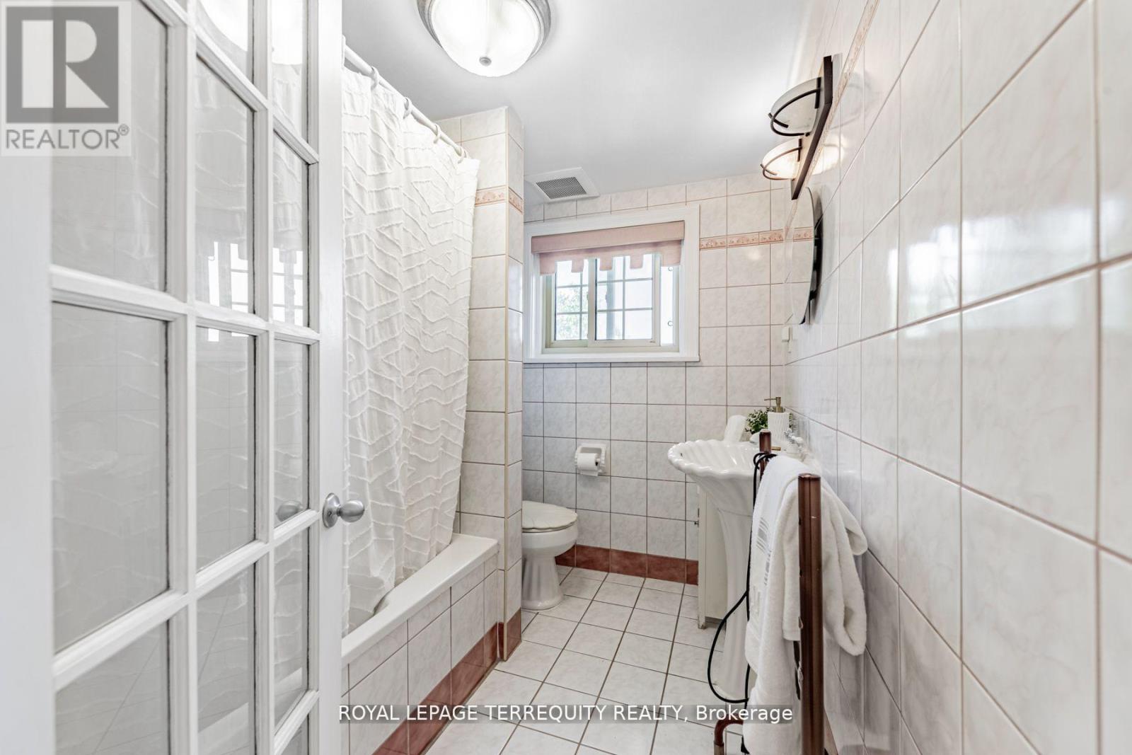 35 Joseph Street, Toronto, Ontario  M9N 2H9 - Photo 20 - W12531874