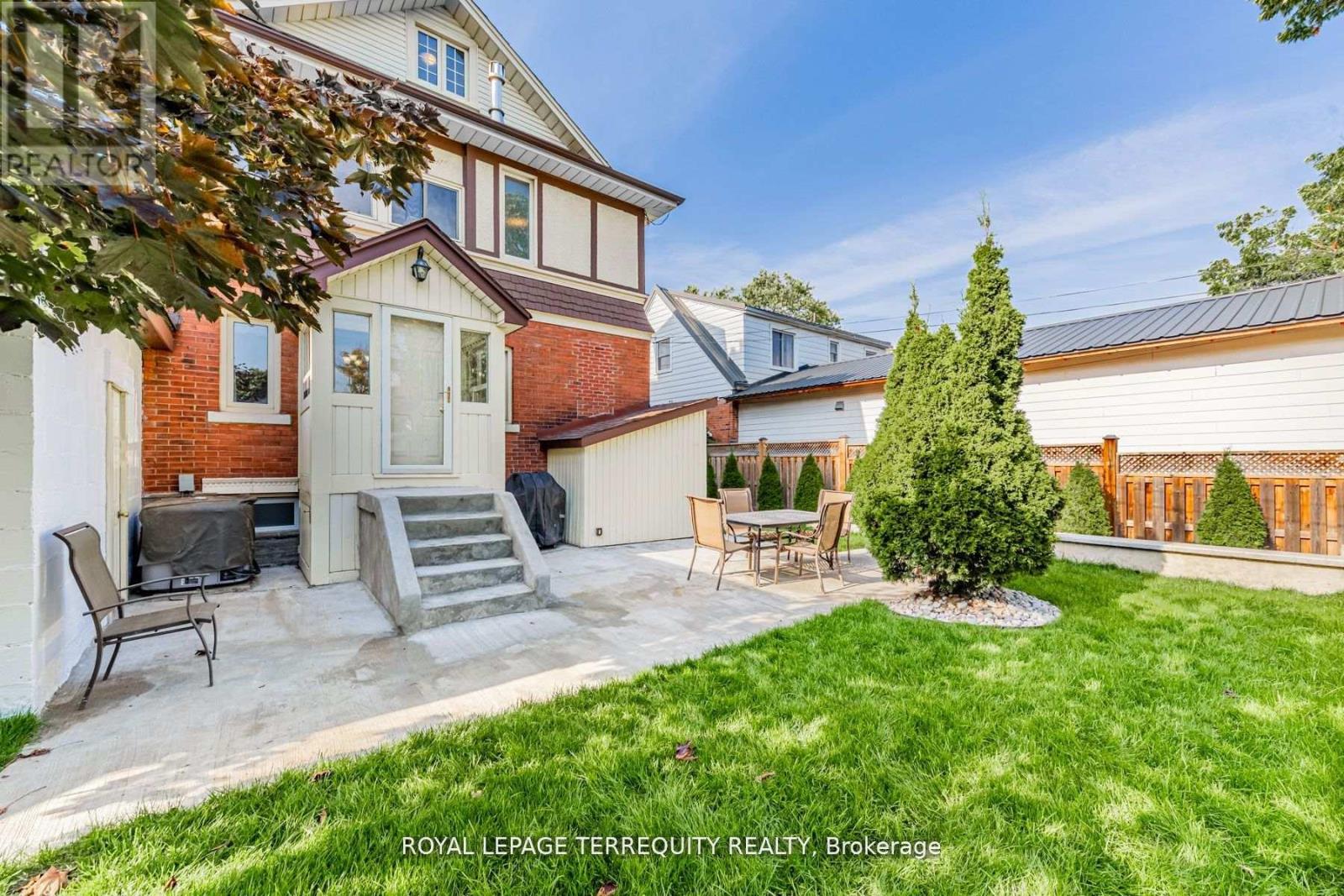 35 Joseph Street, Toronto, Ontario  M9N 2H9 - Photo 30 - W12531874