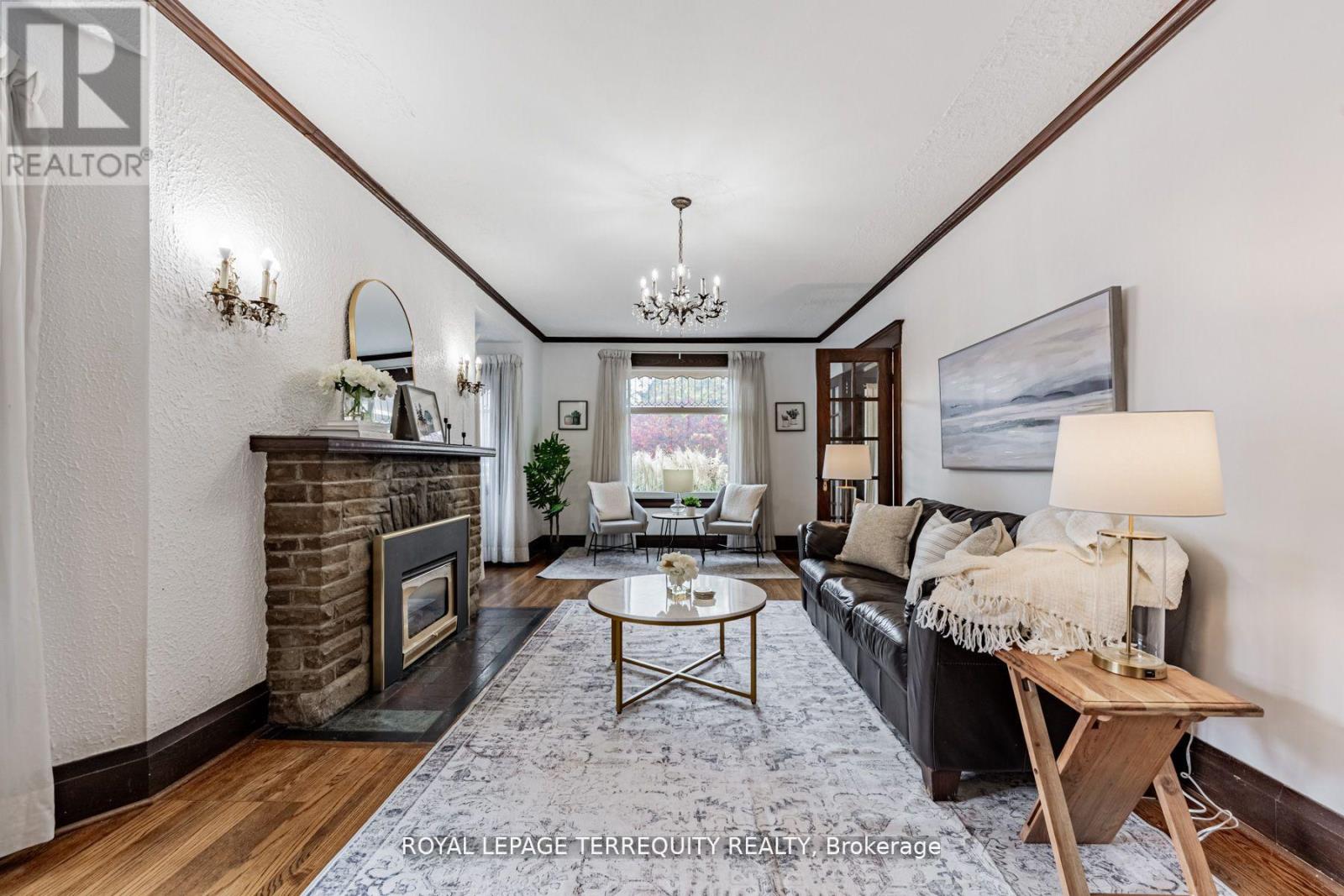 35 Joseph Street, Toronto, Ontario  M9N 2H9 - Photo 7 - W12531874