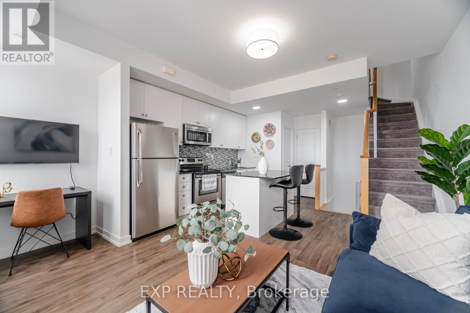 2a - 867 Wilson Avenue, Toronto, Ontario  M3K 0A4 - Photo 5 - W12531880