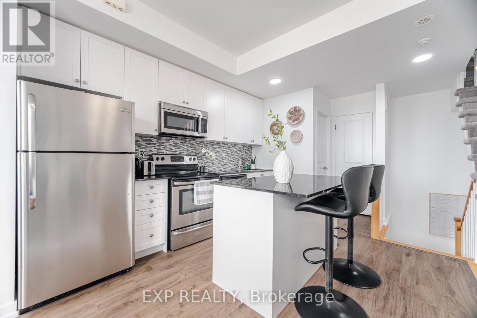 2a - 867 Wilson Avenue, Toronto, Ontario  M3K 0A4 - Photo 7 - W12531880