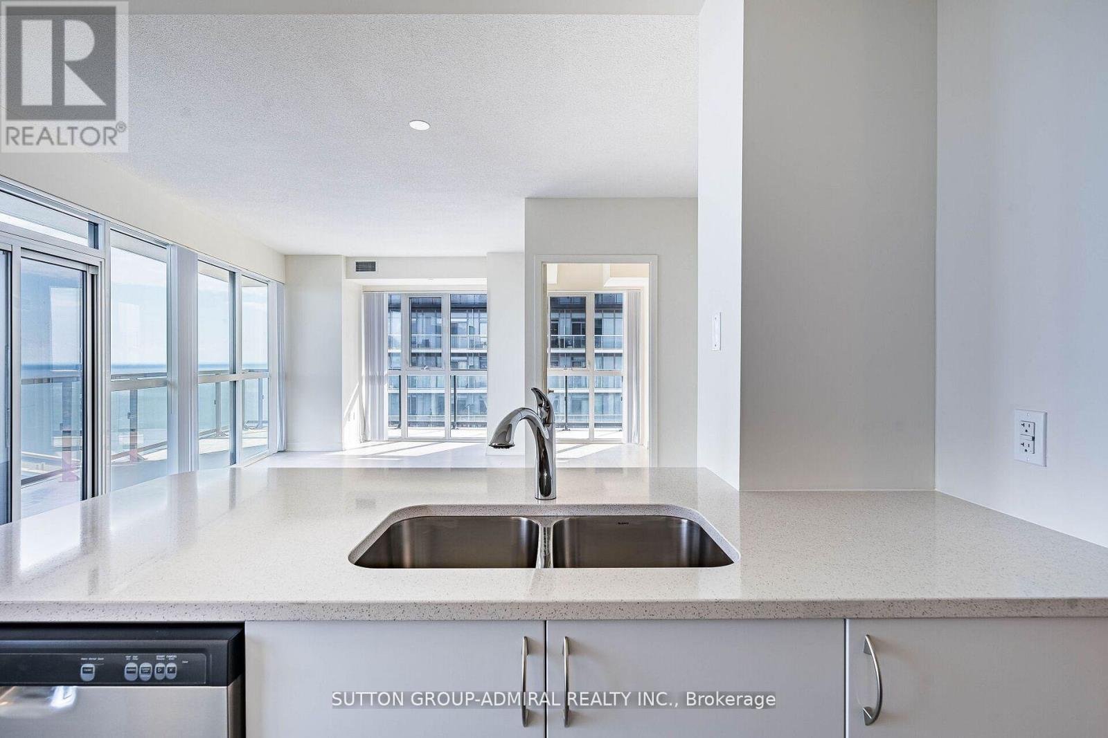 4905 - 38 Annie Craig Drive, Toronto, Ontario  M8V 0G9 - Photo 20 - W12531900