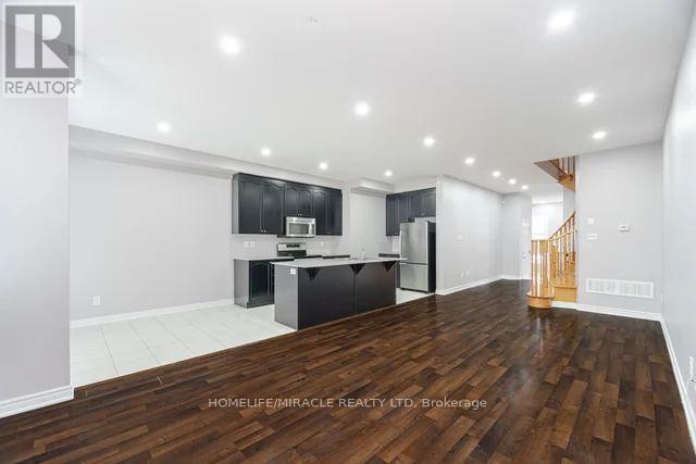 93 Kempenfelt Trail, Brampton, Ontario  L7A 0Z9 - Photo 10 - W12531926