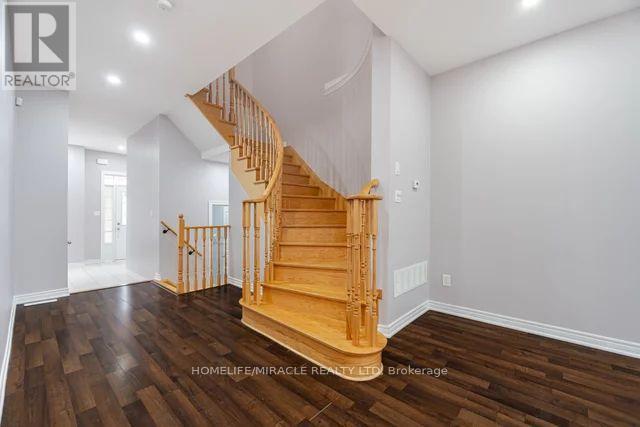 93 Kempenfelt Trail, Brampton, Ontario  L7A 0Z9 - Photo 19 - W12531926