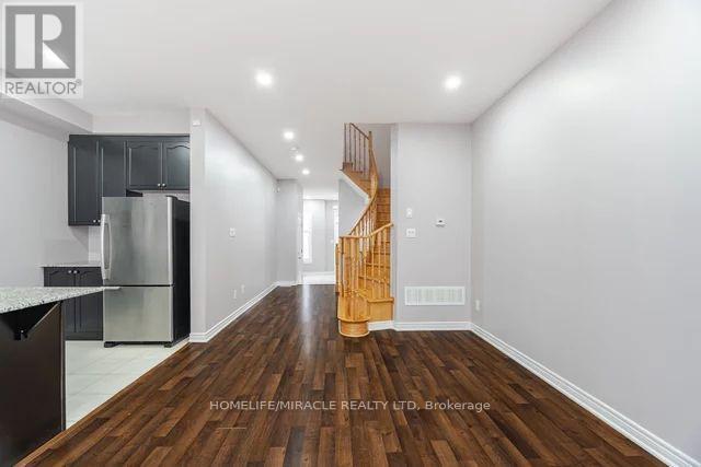 93 Kempenfelt Trail, Brampton, Ontario  L7A 0Z9 - Photo 7 - W12531926