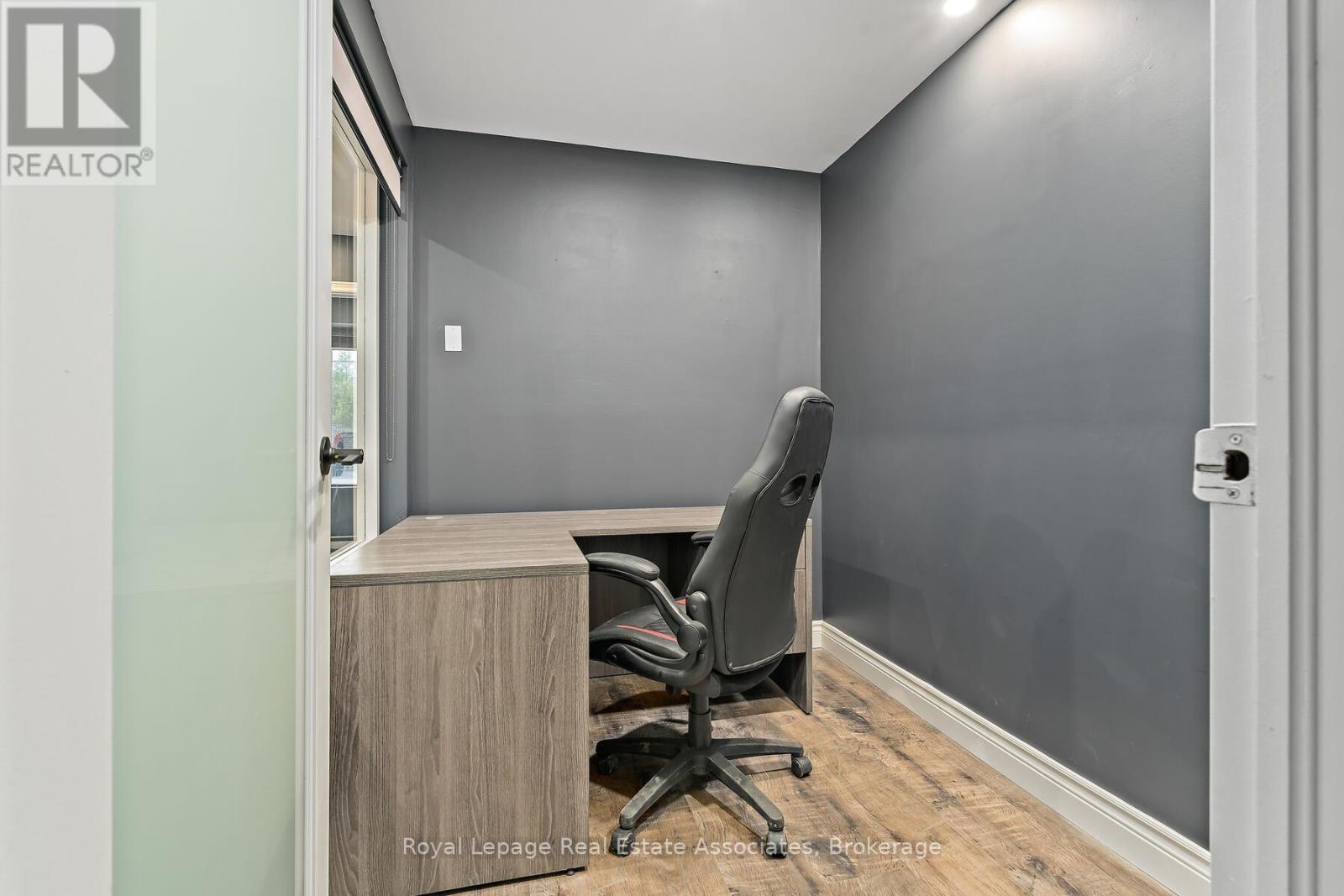 8 - 150 Armstrong Avenue, Halton Hills, Ontario  L7G 5G8 - Photo 20 - W12531930