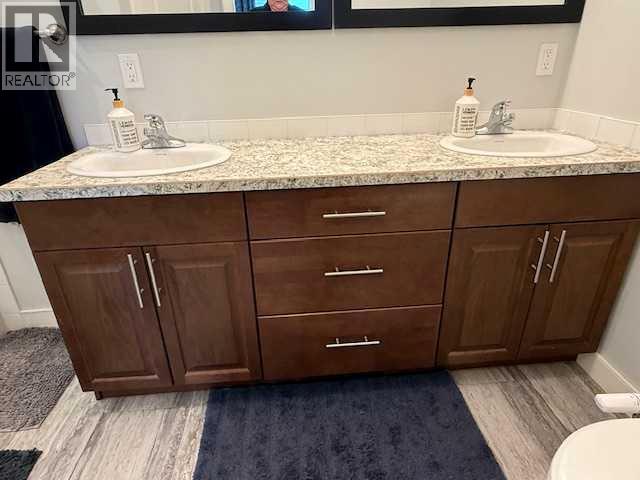 656 Hunter Drive, Drumheller, Alberta  T0J 0Y0 - Photo 11 - A2265600