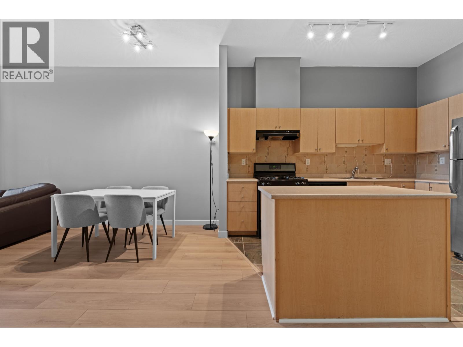 102 2102 W 38th Avenue, Vancouver, British Columbia V6M 1R9 - Photo 6 - R3050752