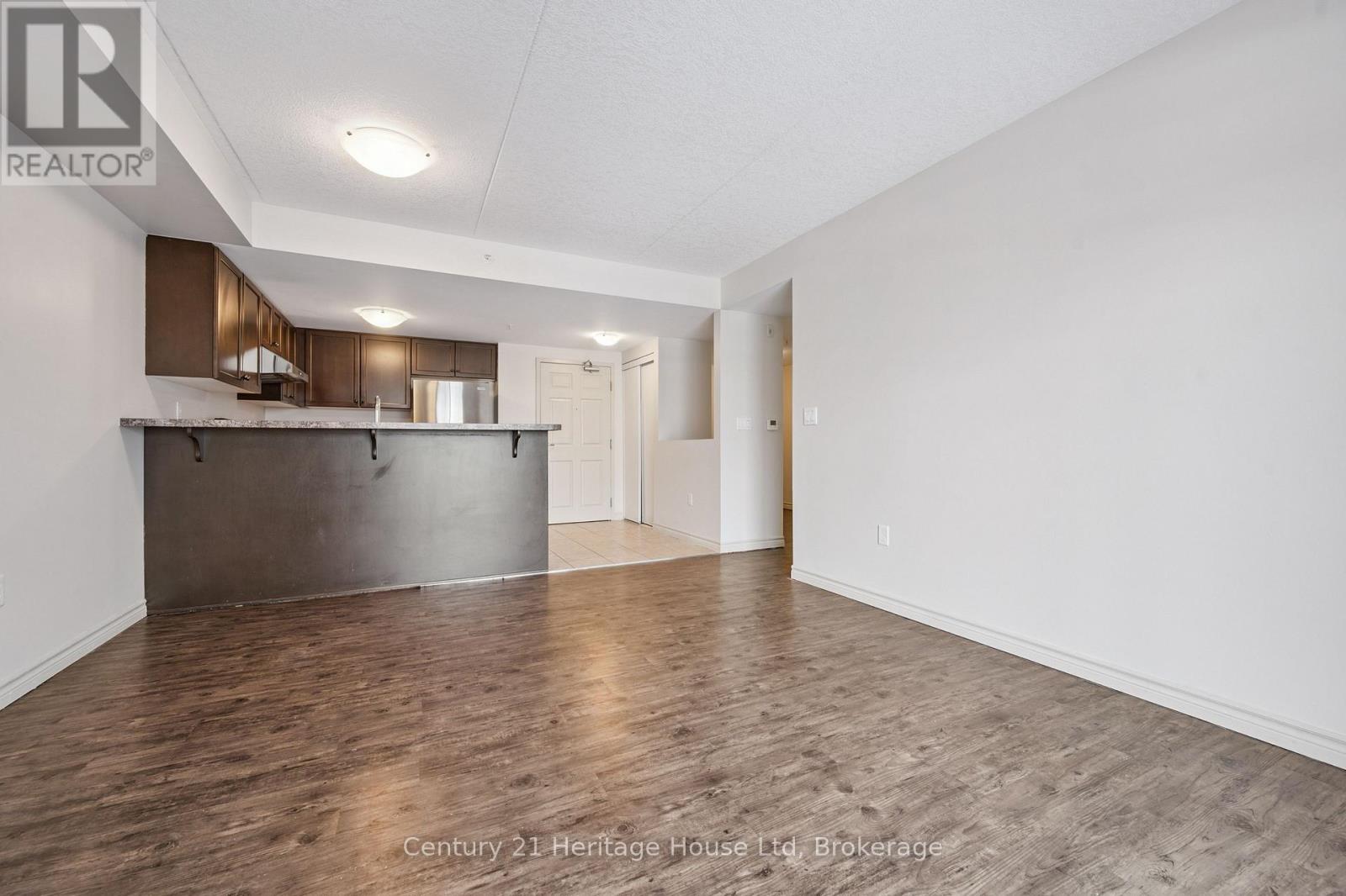 206 - 60 Lynnmore Street, Guelph, Ontario  N1L 0J8 - Photo 14 - X12531968