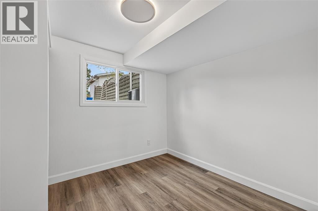 1128 Overlea Crescent, Sarnia, Ontario  N7S 4E7 - Photo 22 - 25028520