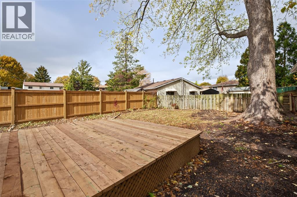 1128 Overlea Crescent, Sarnia, Ontario  N7S 4E7 - Photo 27 - 25028520