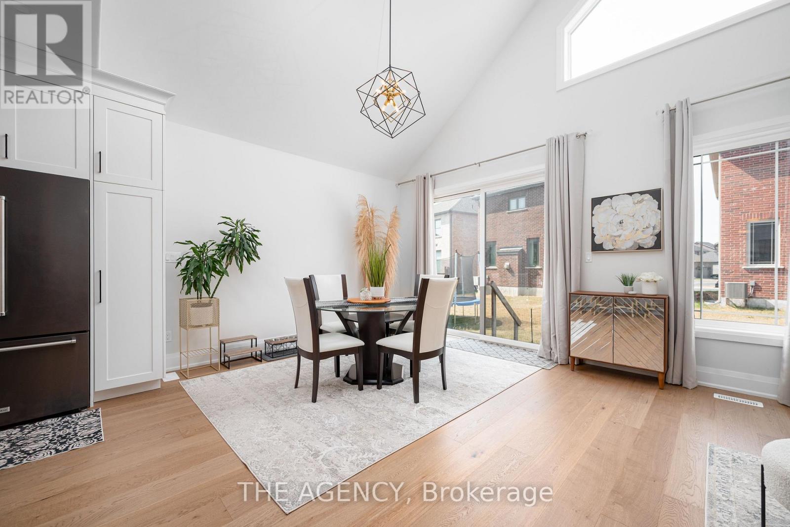 425 Melling Avenue, Peterborough, Ontario  K9H 0J2 - Photo 12 - X12531876