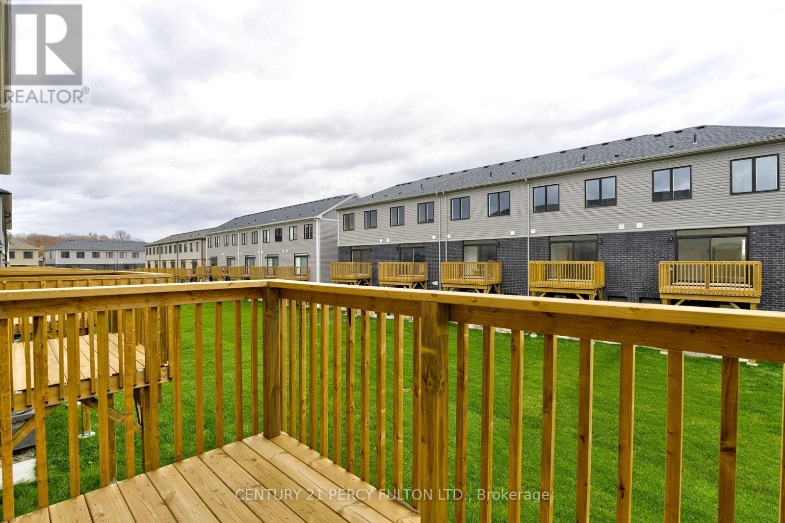 30 Hine Road, Brantford, Ontario  N3T 0W5 - Photo 46 - X12531886