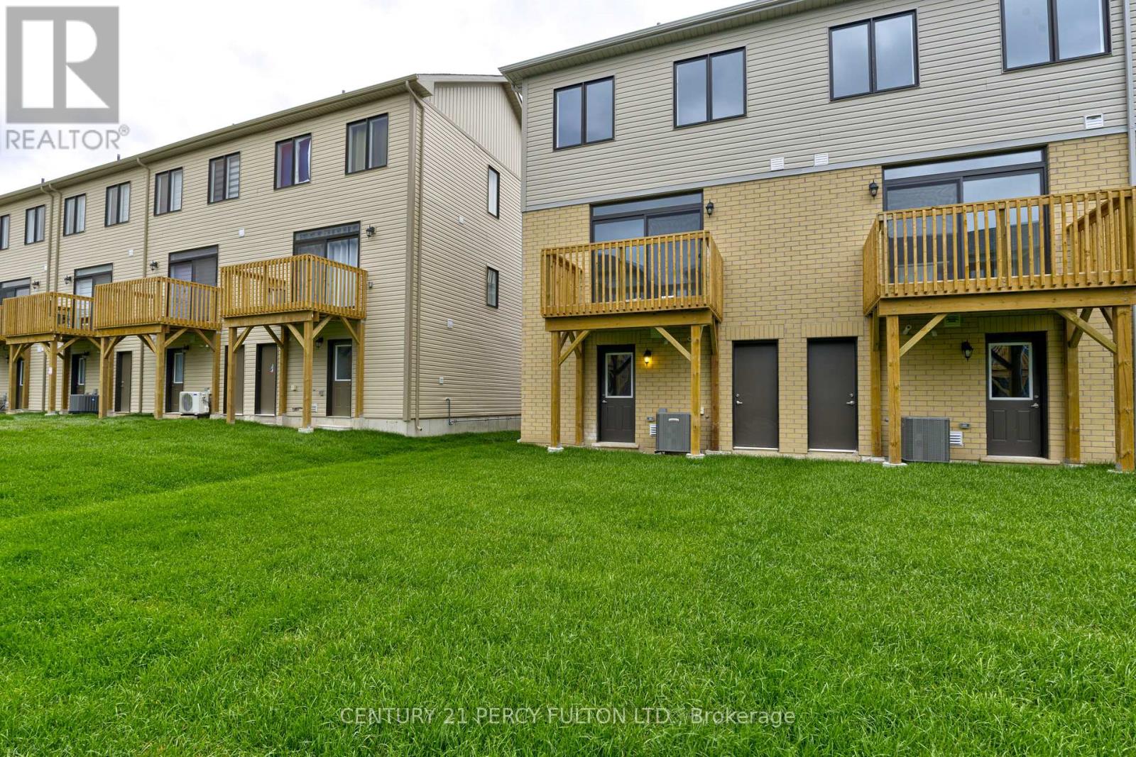 30 Hine Road, Brantford, Ontario  N3T 0W5 - Photo 49 - X12531886