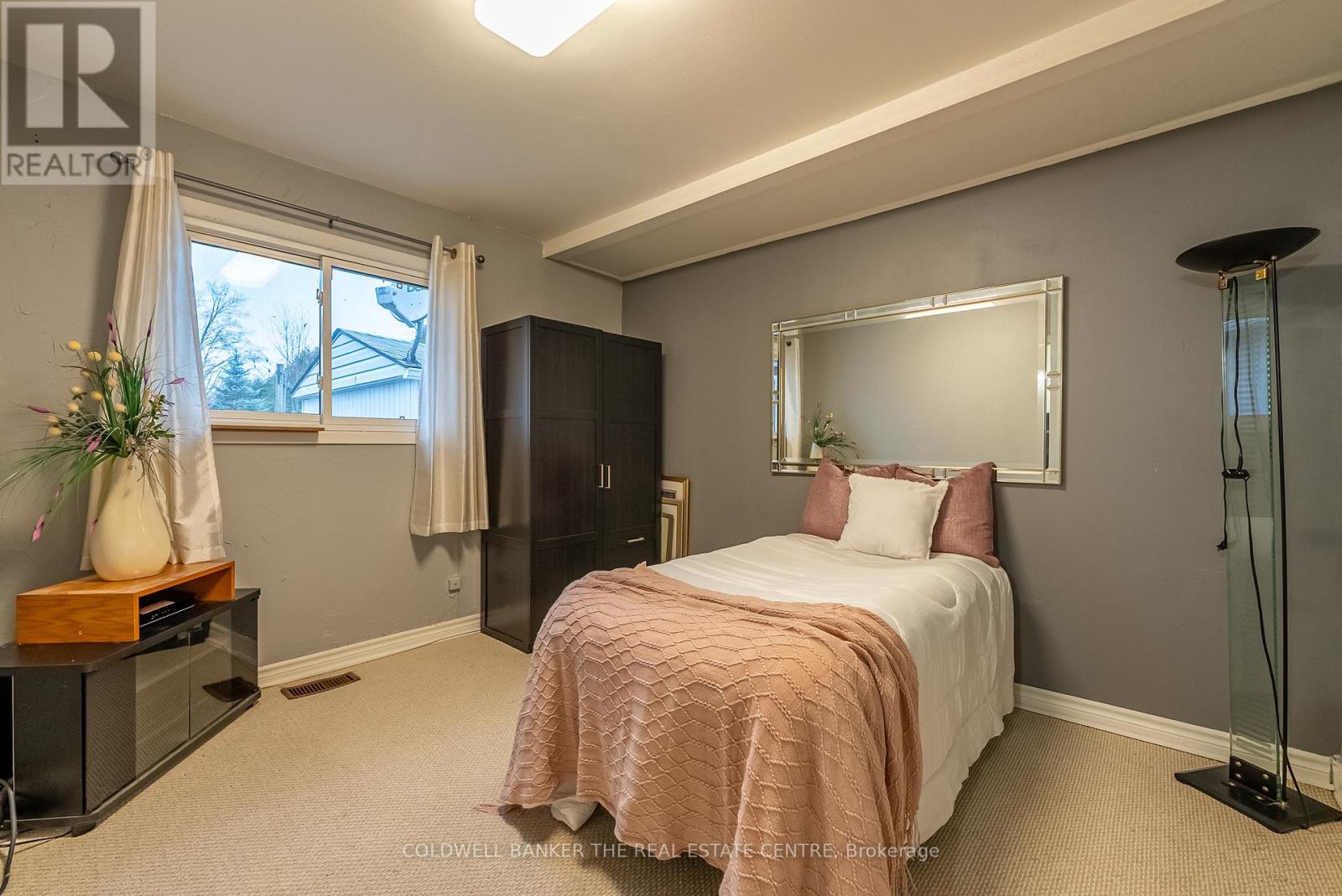 390 Fairview Drive, Gravenhurst, Ontario  P1P 1L2 - Photo 17 - X12531898