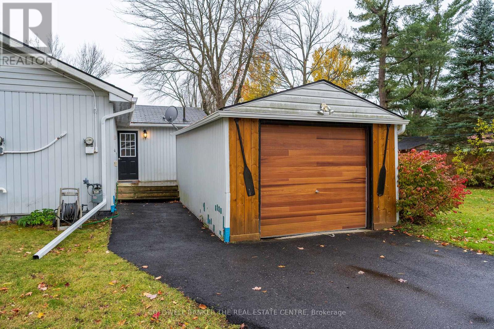 390 Fairview Drive, Gravenhurst, Ontario  P1P 1L2 - Photo 5 - X12531898