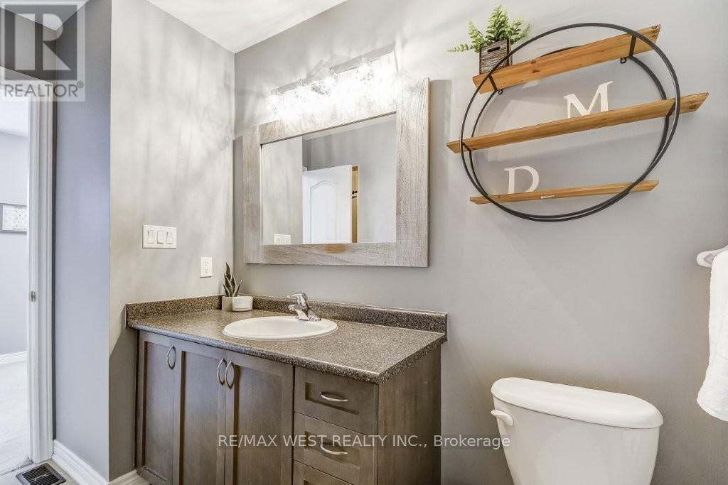 53 Cole Street, Hamilton, Ontario  L8B 0R2 - Photo 25 - X12531928