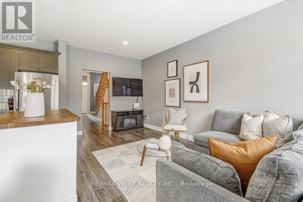 53 Cole Street, Hamilton, Ontario  L8B 0R2 - Photo 6 - X12531928