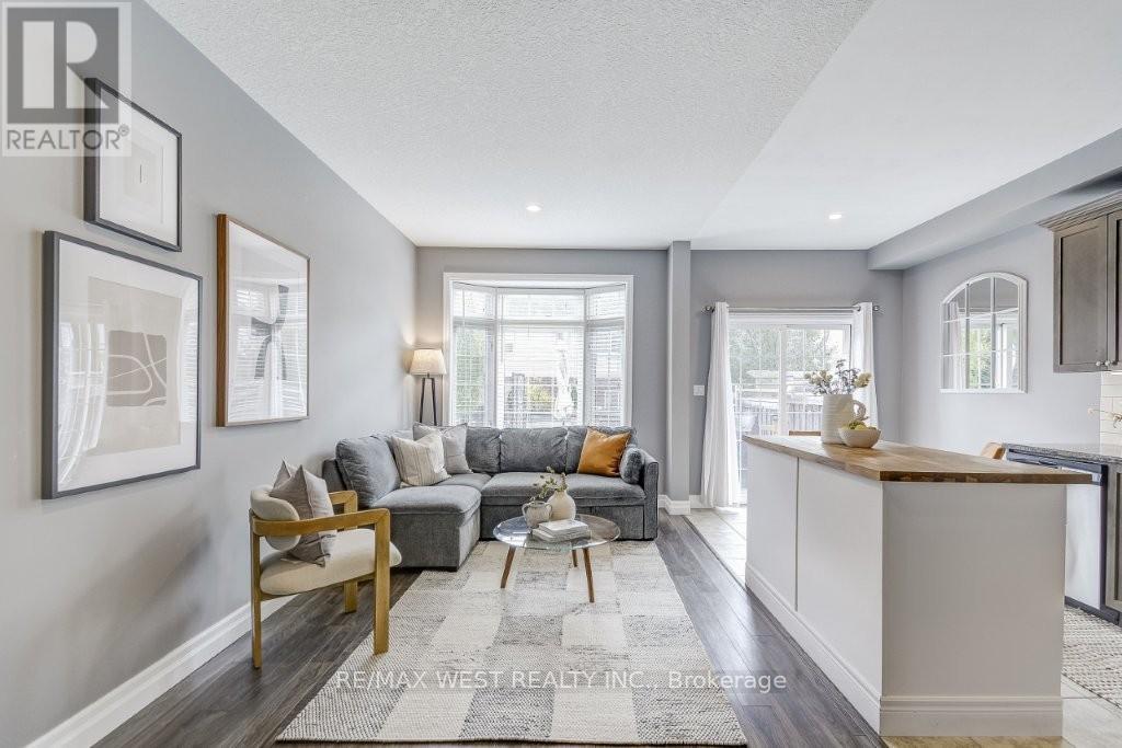 53 Cole Street, Hamilton, Ontario  L8B 0R2 - Photo 7 - X12531928