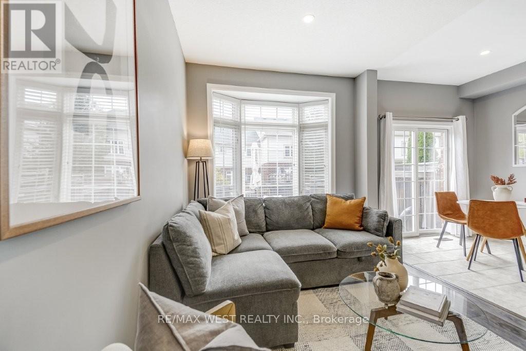 53 Cole Street, Hamilton, Ontario  L8B 0R2 - Photo 9 - X12531928