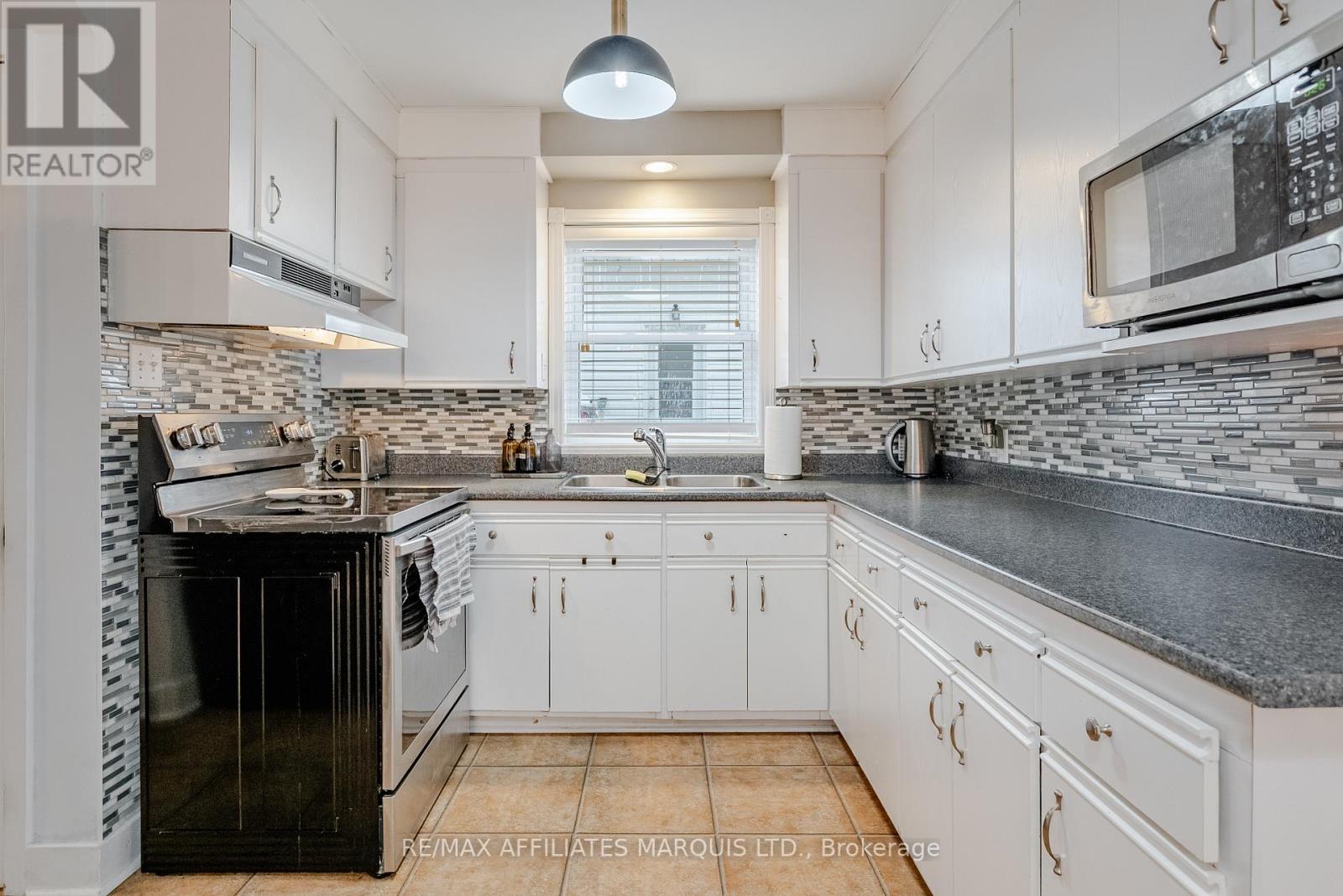 12 Bryden Avenue, Cornwall, Ontario  K6H 5M5 - Photo 19 - X12532020