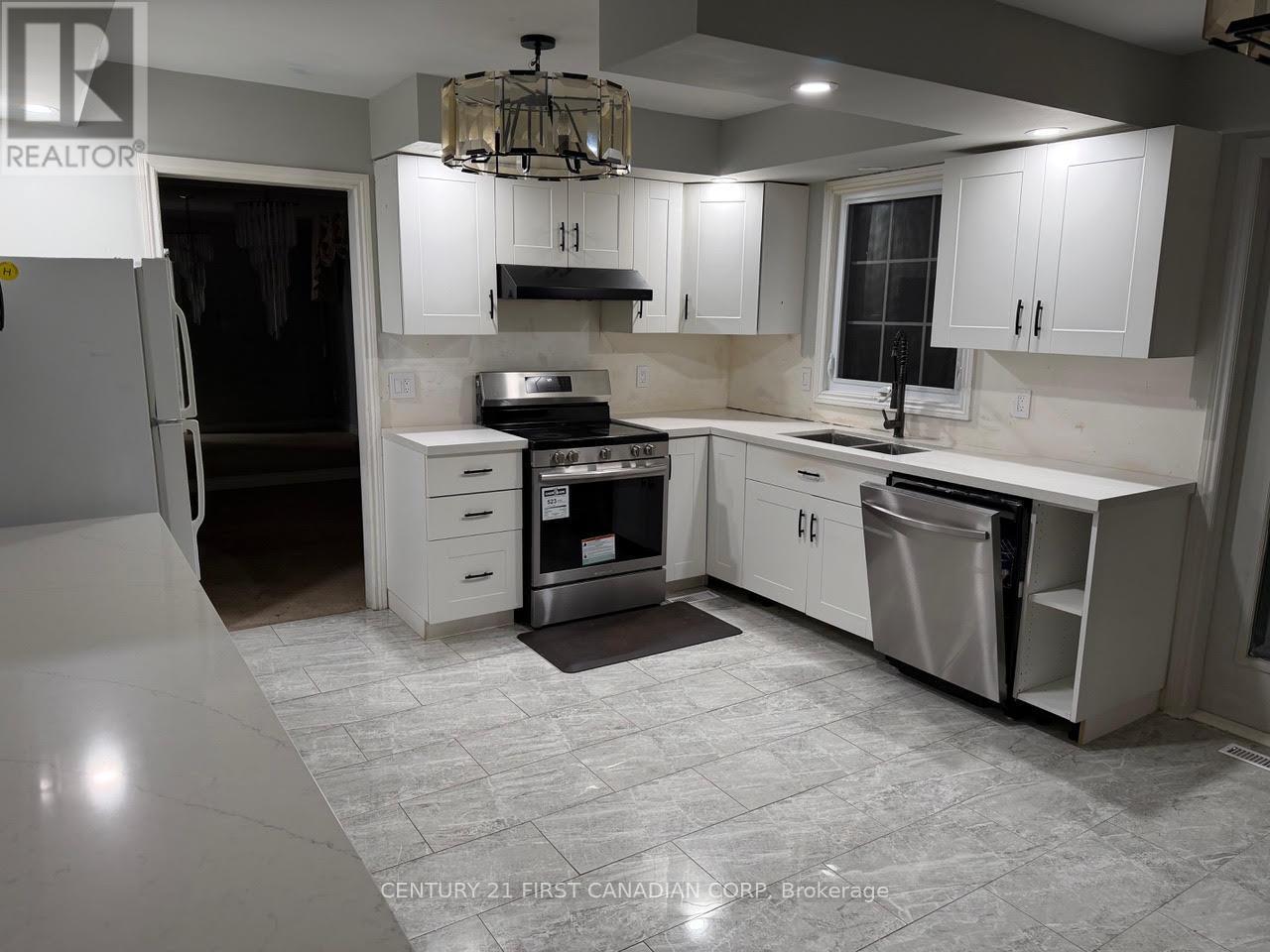 14 Donnybrook Road, London North, Ontario  N5X 3C8 - Photo 9 - X12492730