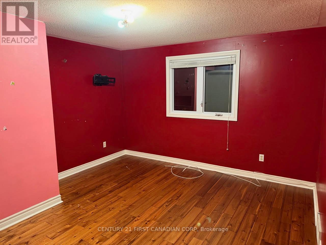 14 Donnybrook Road, London North, Ontario  N5X 3C8 - Photo 6 - X12492730