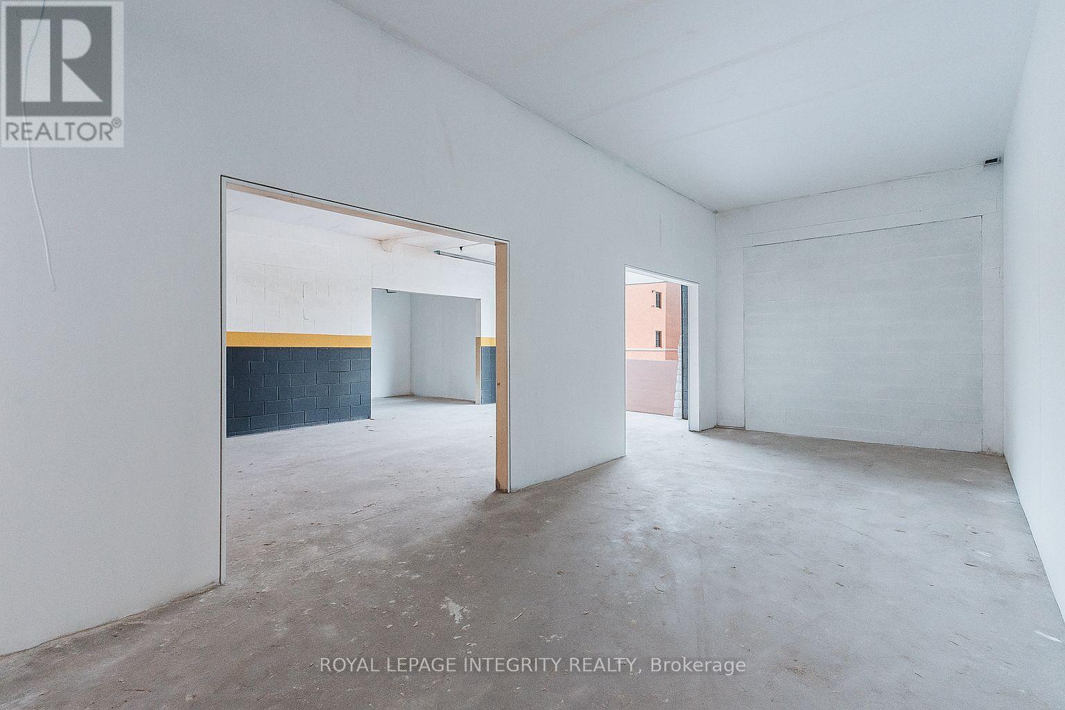 Unit 3 - 104 Elgin Street W, Arnprior, Ontario  K7S 1N8 - Photo 11 - X12435794