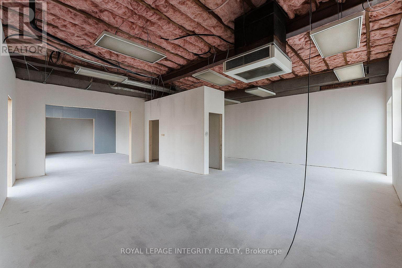 Unit 3 - 104 Elgin Street W, Arnprior, Ontario  K7S 1N8 - Photo 4 - X12435794