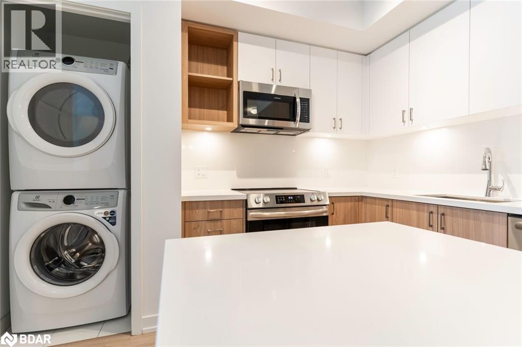 333 Sunseeker Avenue Unit# 220, Innisfil, Ontario  L9S 0R6 - Photo 7 - 40786273